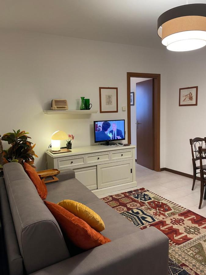 Accademia Family Apartment Bergamo Bagian luar foto