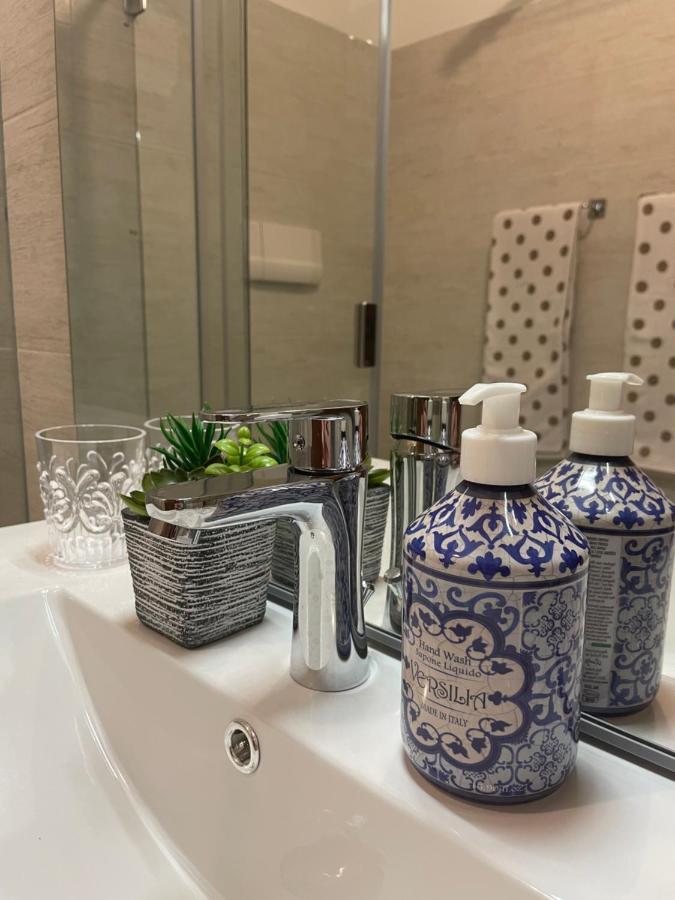 Accademia Family Apartment Bergamo Bagian luar foto
