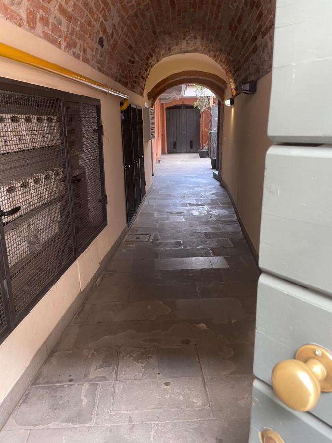 Accademia Family Apartment Bergamo Bagian luar foto
