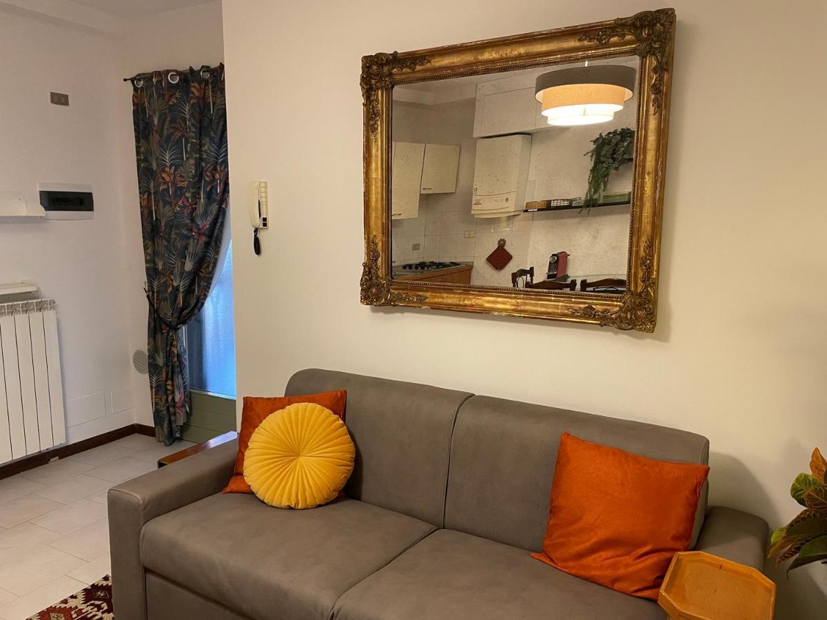 Accademia Family Apartment Bergamo Bagian luar foto