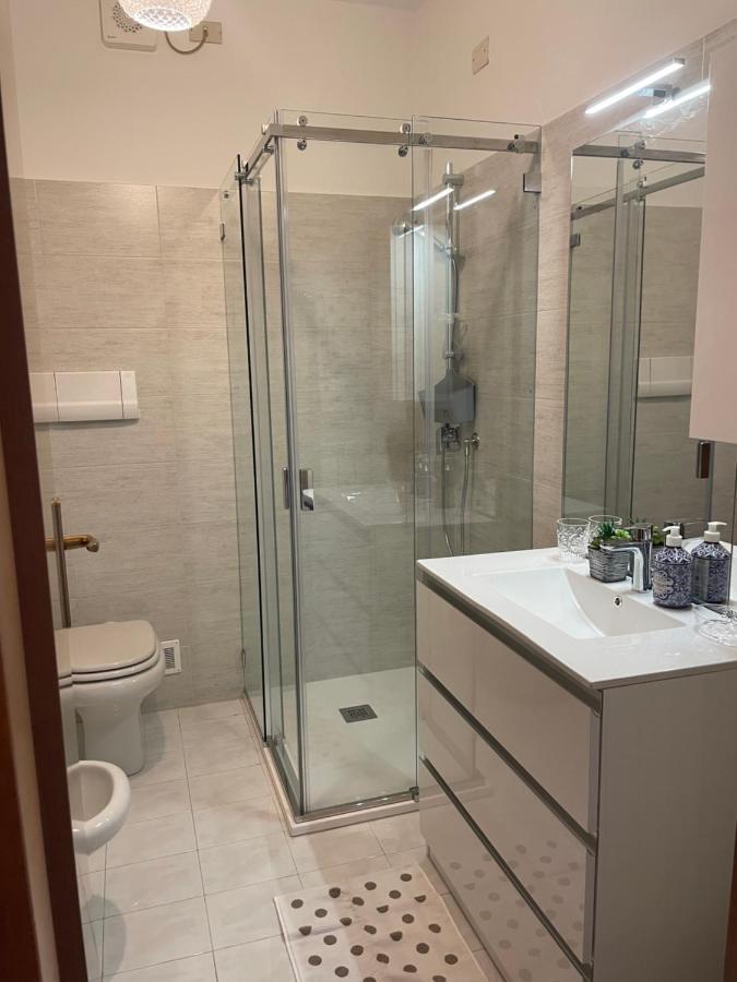 Accademia Family Apartment Bergamo Bagian luar foto