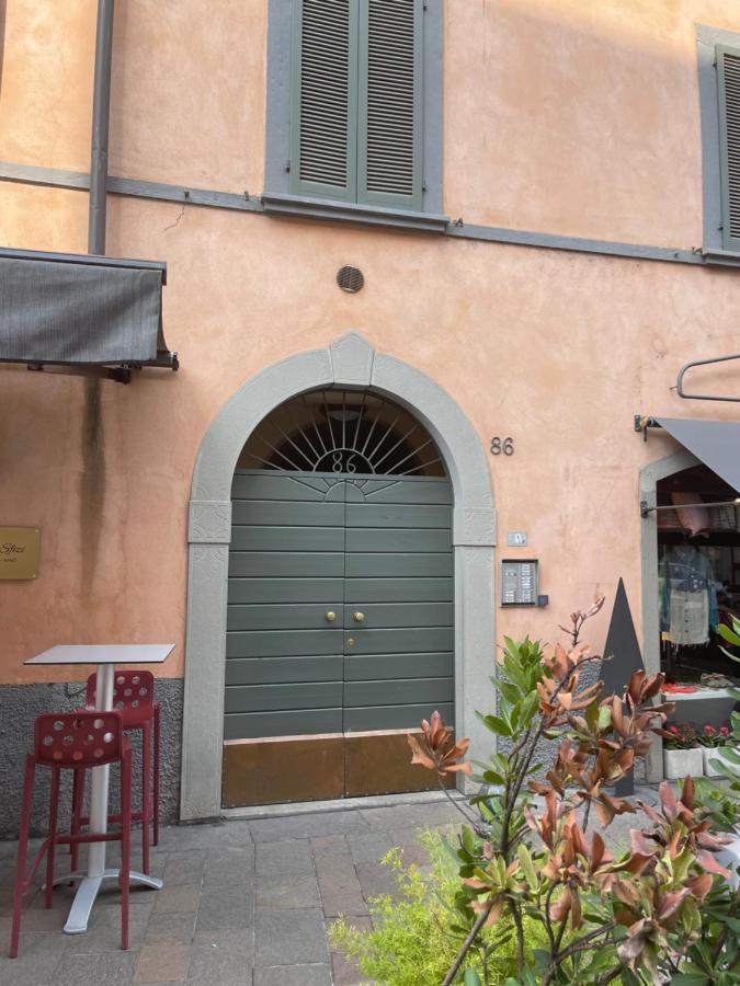 Accademia Family Apartment Bergamo Bagian luar foto